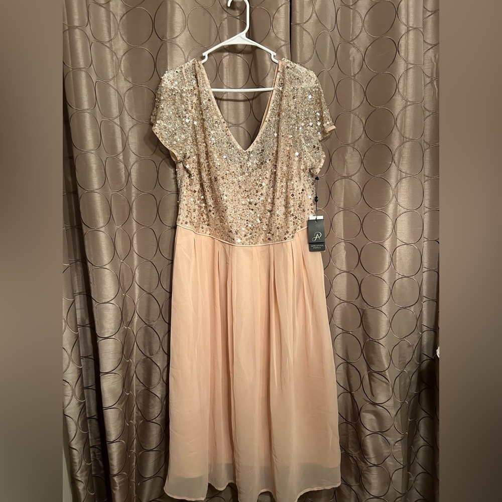 Adrianna Papell pink and gold midi dress. Size 20W
